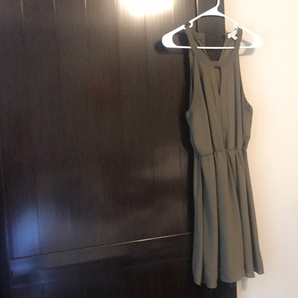 Monteau Dresses & Skirts - Army green knee length dress